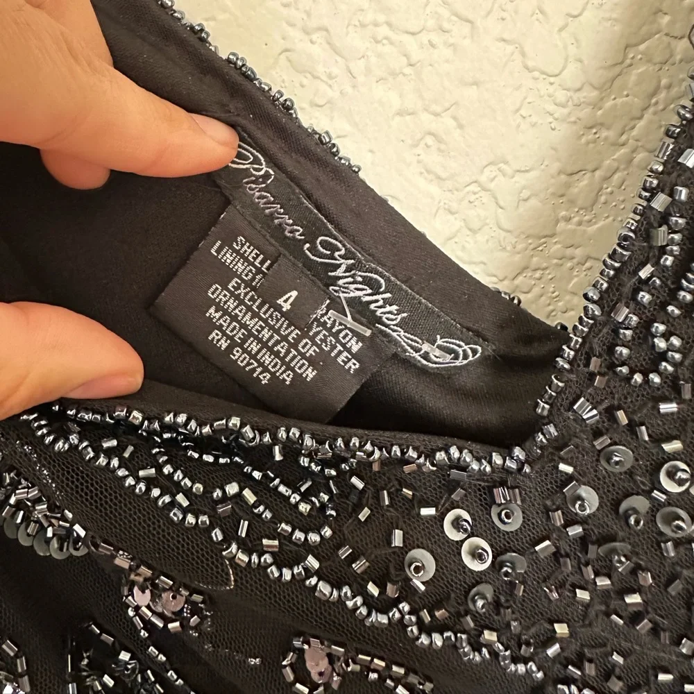 Vintage Pisarro Nights Charcoal Sequin Formal Dress with 3/4 Sleeves Size 4 - Picture 5 of 8